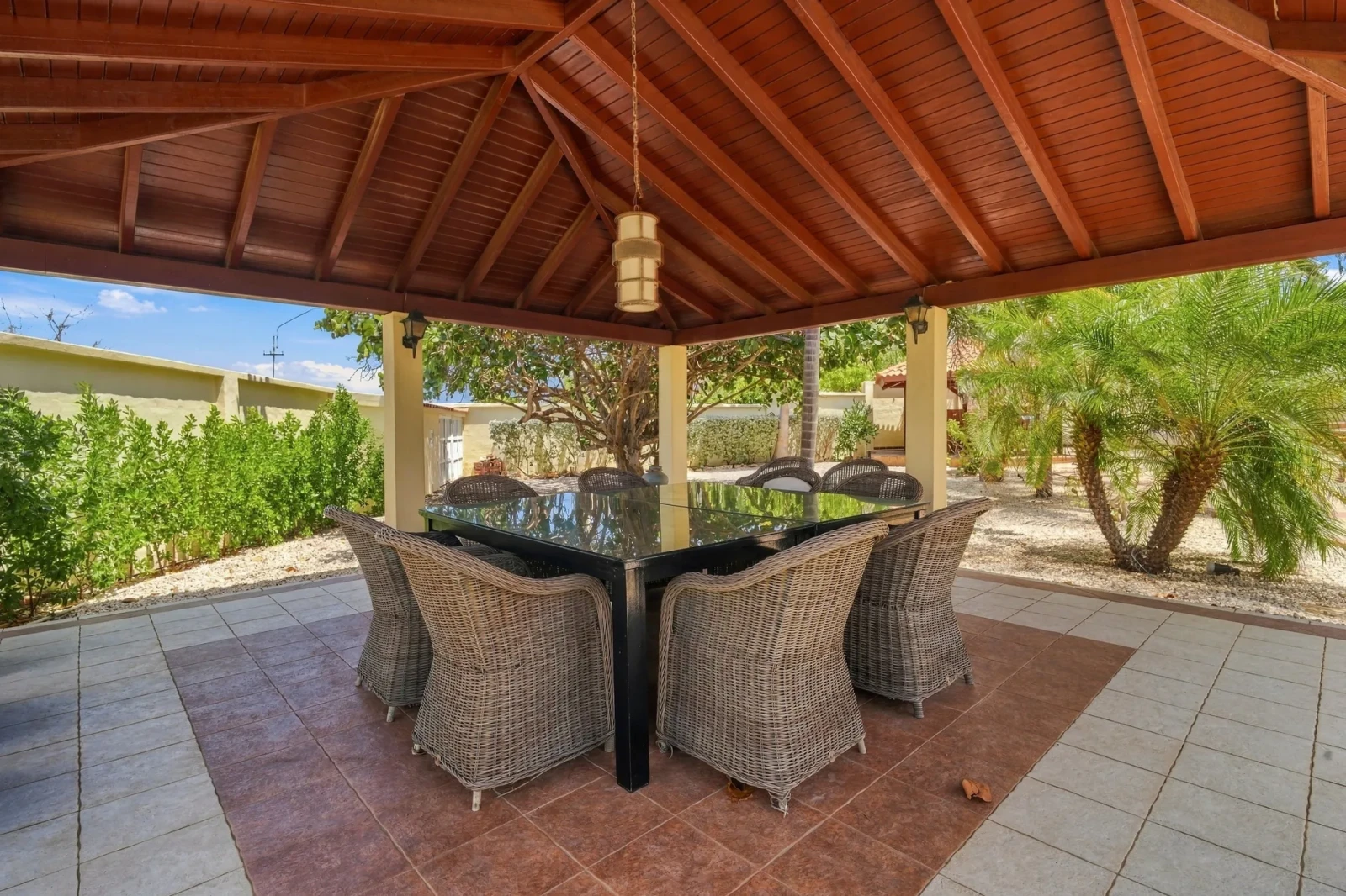 The shaded outdoor dining terrace at Casa del Viento